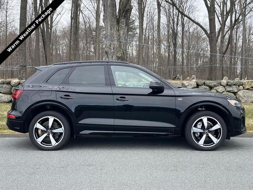 2022 Audi Q5 45 S line Premium Plus