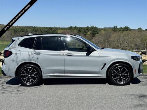 2023 BMW X3 M40i