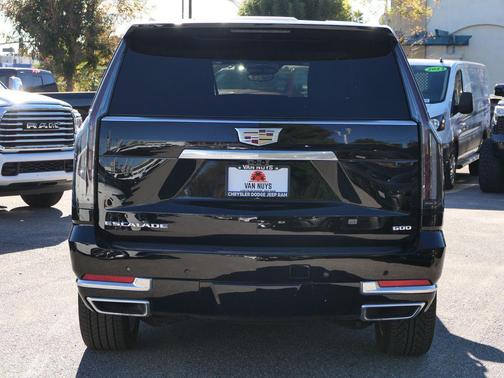 2025 Cadillac Escalade ESV Premium Luxury