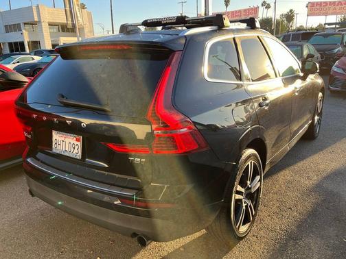 2019 Volvo XC60 T5 Momentum