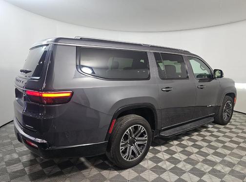 2024 Jeep Wagoneer L Series II 4x2