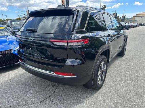 2022 Jeep Grand Cherokee 4xe Base