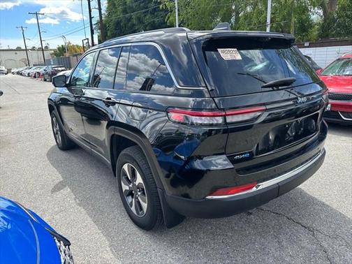 2022 Jeep Grand Cherokee 4xe Base