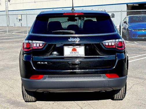 2023 Jeep Compass Sport