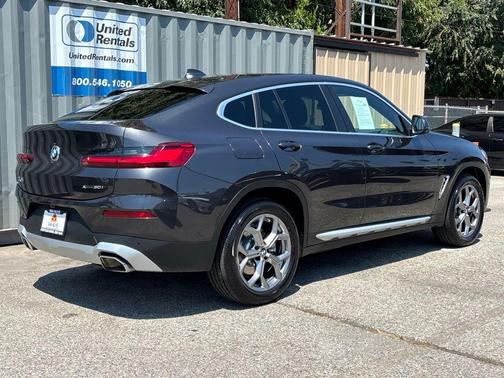 Dark Graphite Metallic 2025 BMW X4 xDrive30i