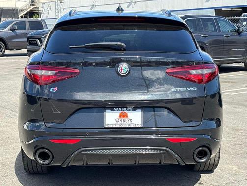 2022 Alfa Romeo Stelvio Ti