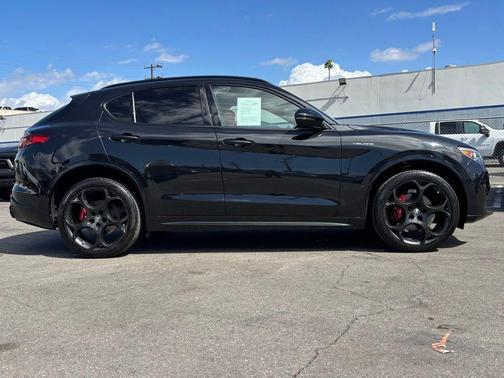 2022 Alfa Romeo Stelvio Ti