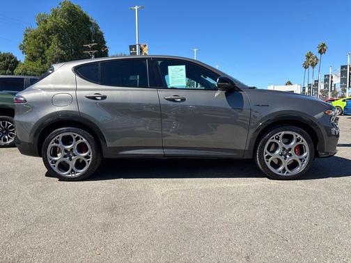2024 Alfa Romeo Tonale Veloce EAWD