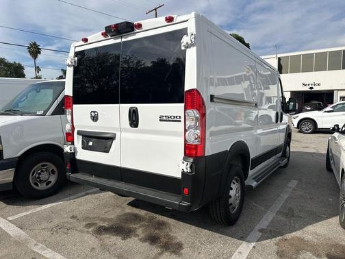 2023 RAM ProMaster 2500 Base