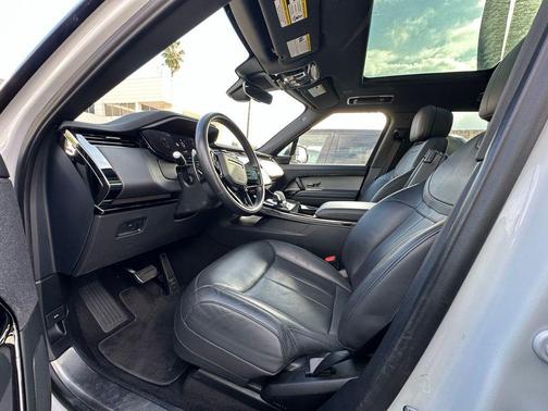 2024 Land Rover Range Rover Sport SE