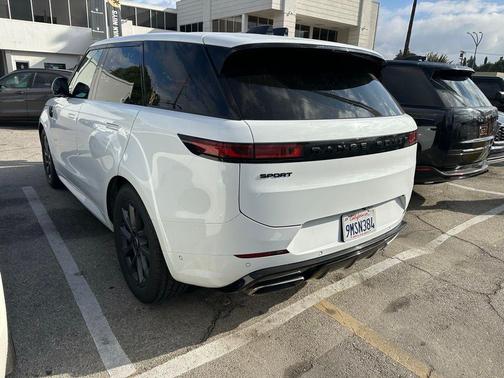 2024 Land Rover Range Rover Sport SE