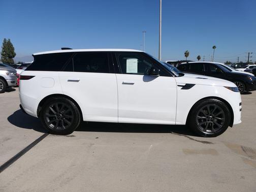2024 Land Rover Range Rover Sport SE