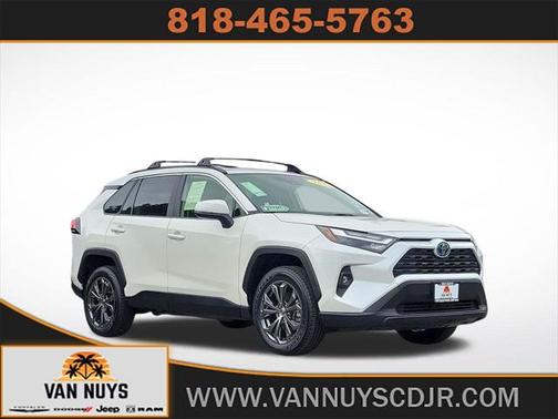 2022 Toyota RAV4 Hybrid XLE Premium