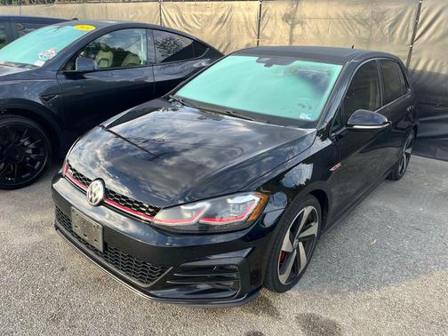 2018 Volkswagen Golf GTI 2.0T S 4-Door