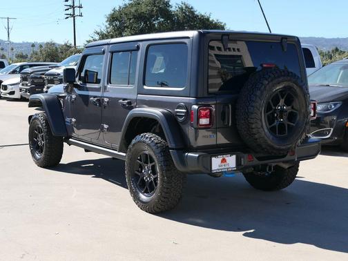 2024 Jeep Wrangler 4xe Willys