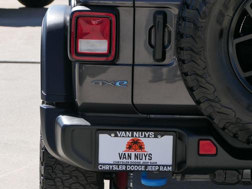 2024 Jeep Wrangler 4xe Willys