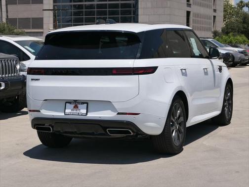 2024 Land Rover Range Rover Sport SE
