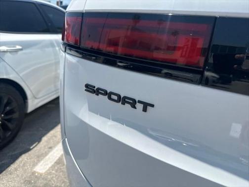 2024 Land Rover Range Rover Sport SE