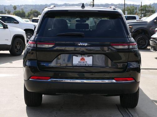 2023 Jeep Grand Cherokee 4xe Base