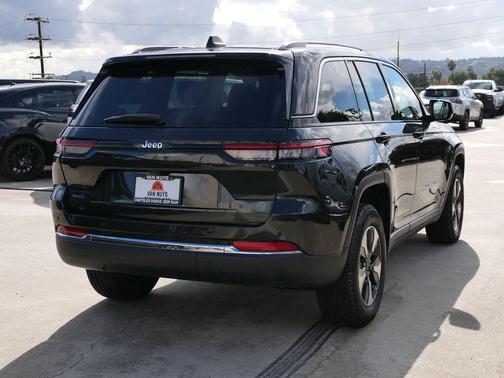 2023 Jeep Grand Cherokee 4xe Base