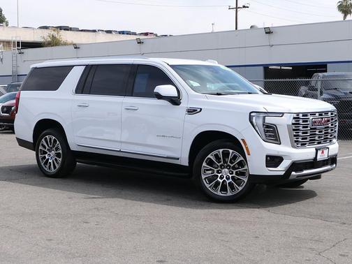 Summit White 2025 GMC Yukon XL Denali