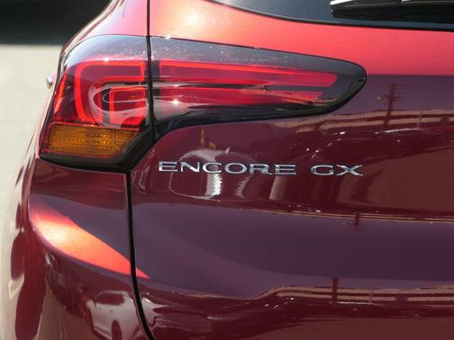 2022 Buick Encore GX Select