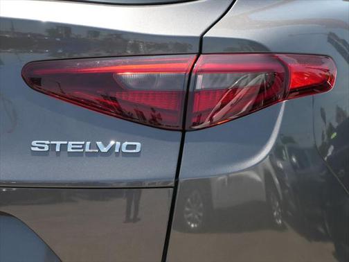 2022 Alfa Romeo Stelvio Ti