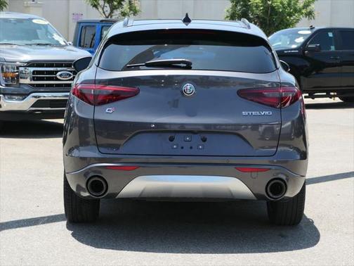 2022 Alfa Romeo Stelvio Ti