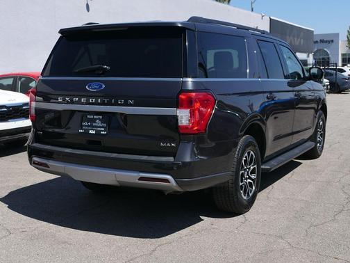 Dark Matter Gray 2024 Ford Expedition Max XLT