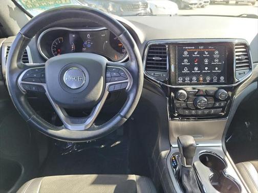2022 Jeep Grand Cherokee Laredo