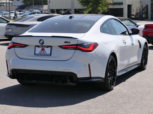 Alpine White 2024 BMW M4 Competition