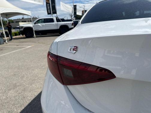 2022 Alfa Romeo Giulia Ti