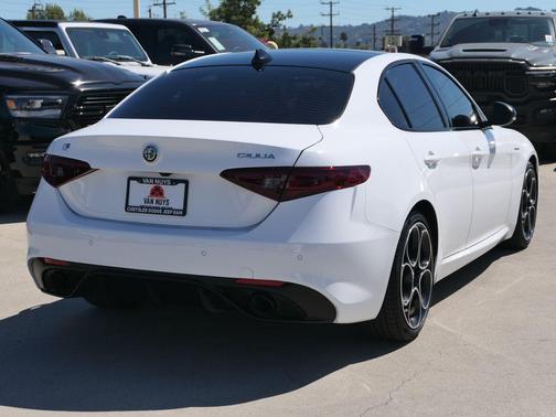 2022 Alfa Romeo Giulia Ti