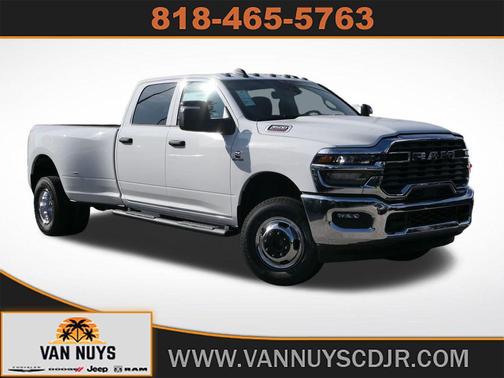 2026 RAM 3500 Tradesman Crew Cab 4x4 8' Box