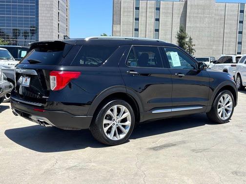 2021 Ford Explorer Platinum
