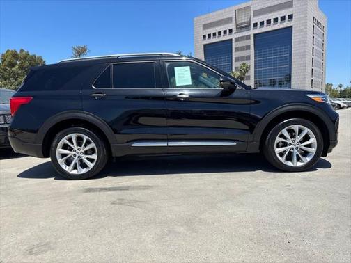 2021 Ford Explorer Platinum