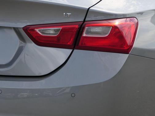 Sterling Gray Metallic 2024 Chevrolet Malibu FWD 1LT