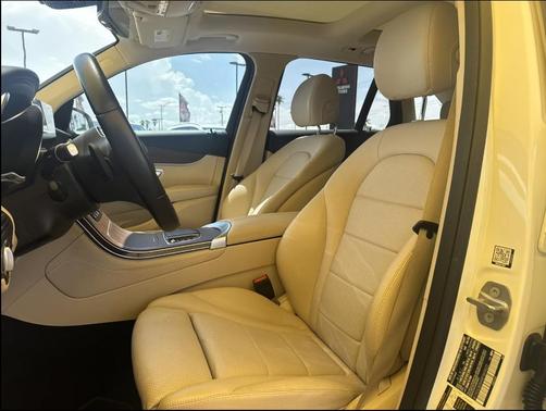 2021 Mercedes-Benz GLC 300 4MATIC