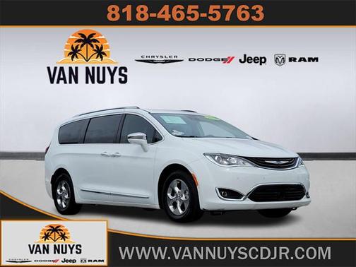 2018 Chrysler Pacifica Hybrid Limited