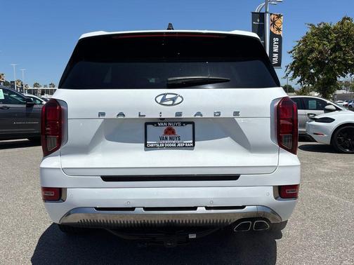 White 2022 Hyundai PALISADE Calligraphy