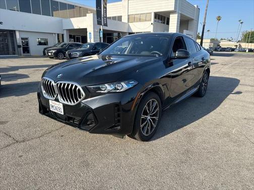 2025 BMW X6 xDrive40i