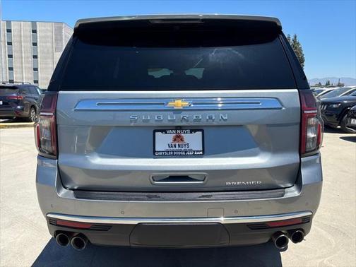 2023 Chevrolet Suburban Premier