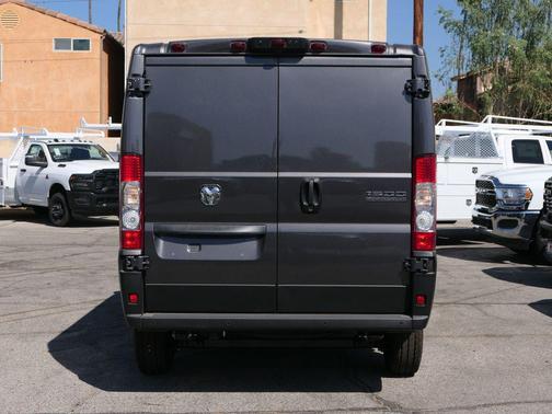 2026 RAM ProMaster 1500 Low Roof
