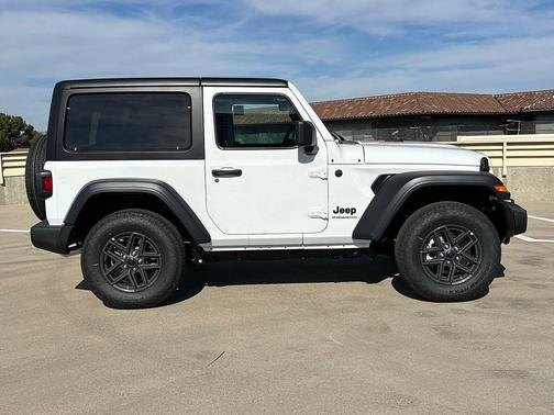 Bright White Clearcoat 2026 Jeep Wrangler Sport S