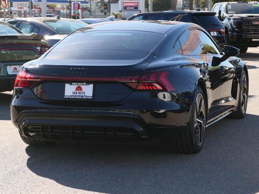 2023 Audi RS e-tron GT quattro