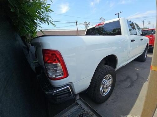 2022 RAM 2500 Tradesman Crew Cab 4x4 6'4' Box