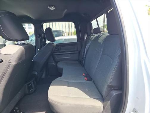 2022 RAM 2500 Tradesman Crew Cab 4x4 6'4' Box
