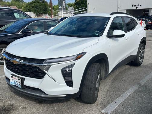 2024 Chevrolet Trax LT