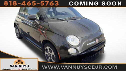 Nero Puro (Straight Black) 2015 FIAT 500e Battery Electric