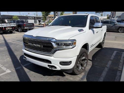 Bright White Clearcoat 2022 RAM 1500 Limited